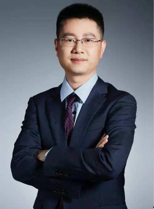 徐成个人资料,才华横溢的青年才俊，多领域成就斐然