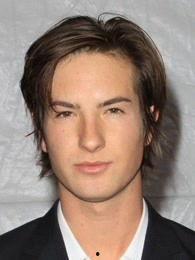 艾伦个人资料年龄,岁月流转,青春不老